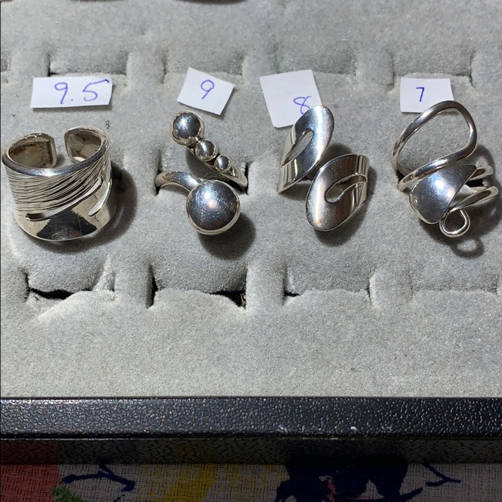 Peruvian 950 Silver ring